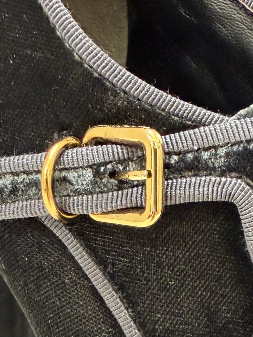 NWOT Tory Burch Velvet Block Heel Pumps Gold Buckle 9M - Picture 11 of 15